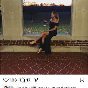 Lulu's . Aveline Forest Green . Off the Shoulder Maxi Dress . Worn Once . M